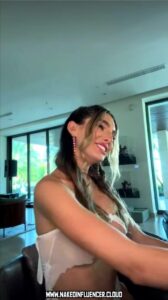 Lyna Perez Brown Hair Brown Eyes Bisexual Nipple Slip Model