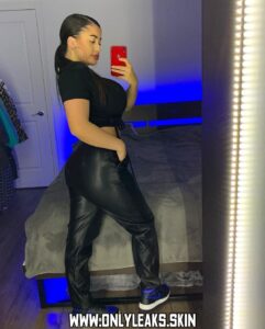 Trinity Pedersen Influencer Curvy Body Big Bisexual Female